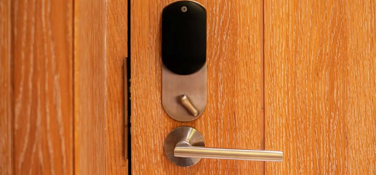 Automatic Locking Door Knob Wasco